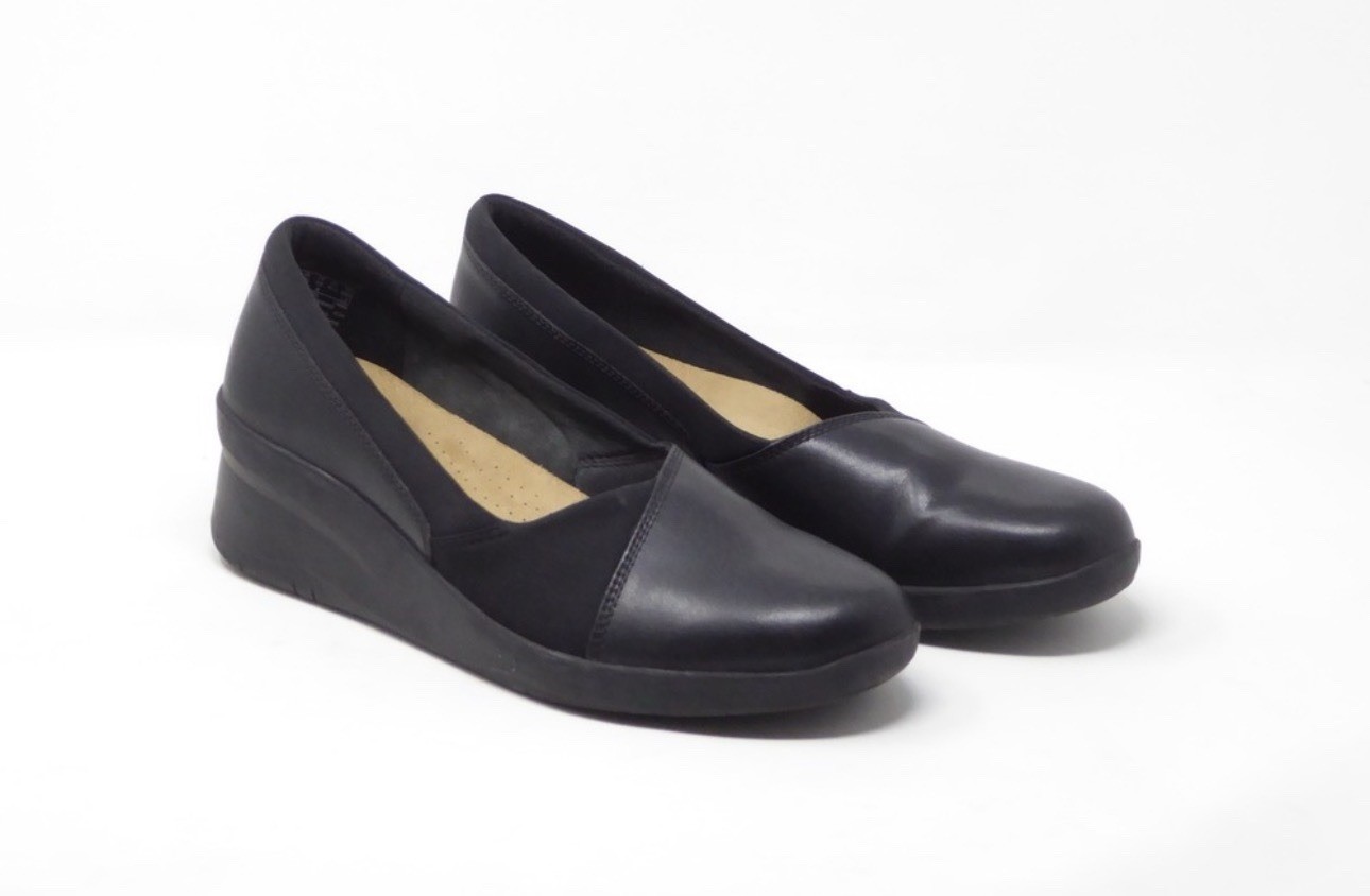 Clarks Women’s Size 10 Suttyn Walk Black Leather Wedge Shoe Slip On