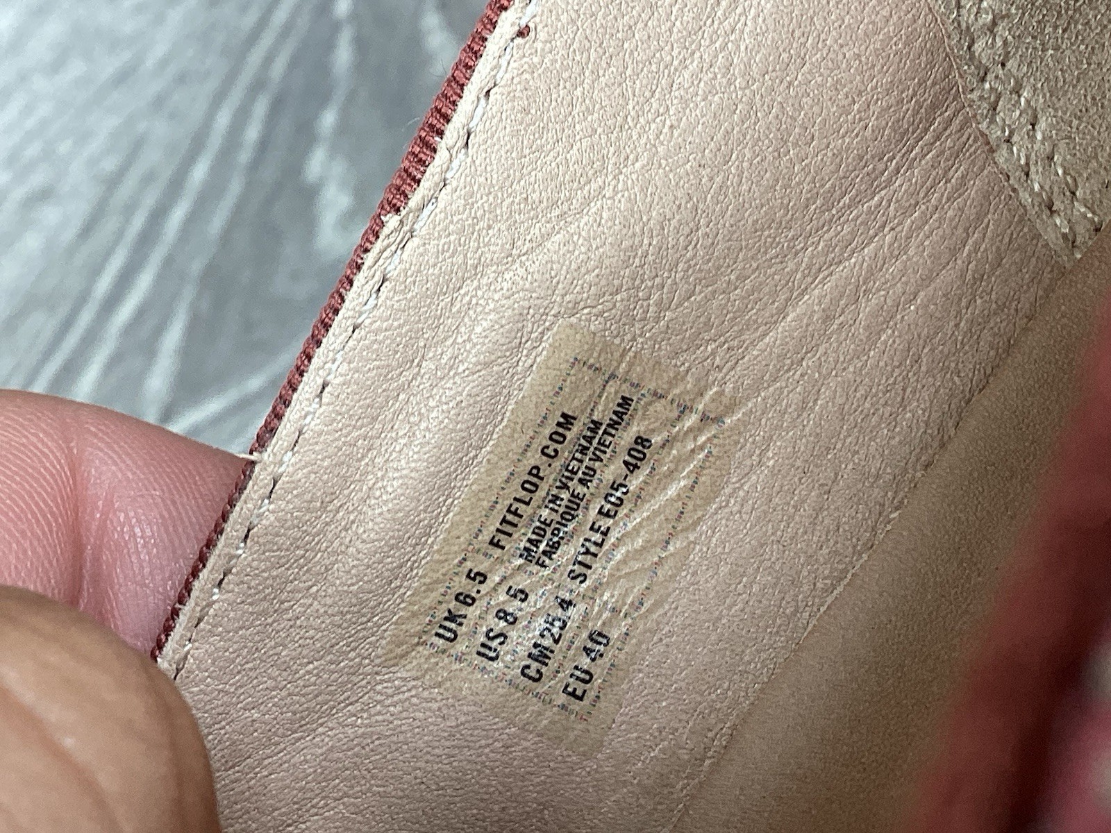 Fitflop superskate Pink Salmon lizard slip on sneakers Womens size 8.5 Shoes