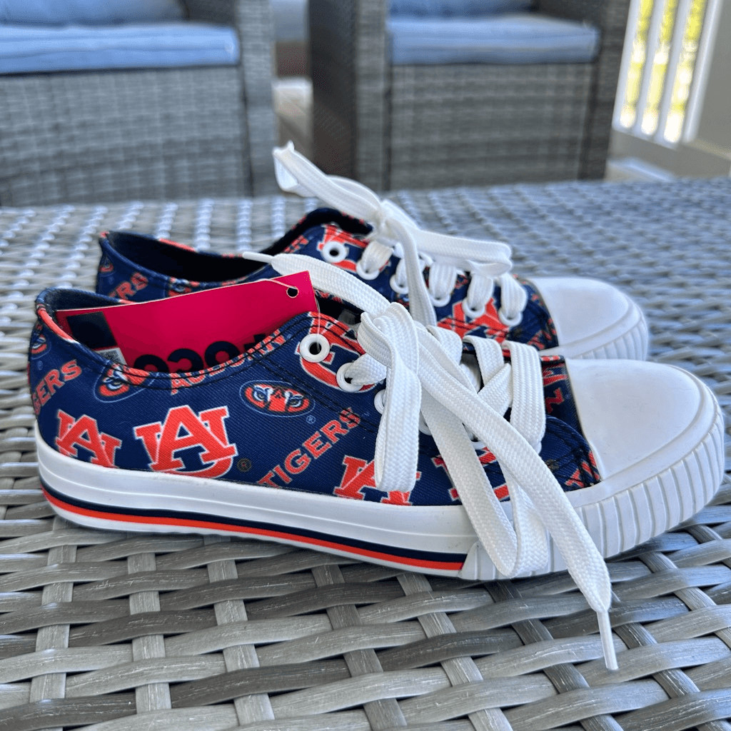 Auburn Tigers NCAA Low Top Repeat Print Canvas Shoes Womens 6 Blue Orange NWT