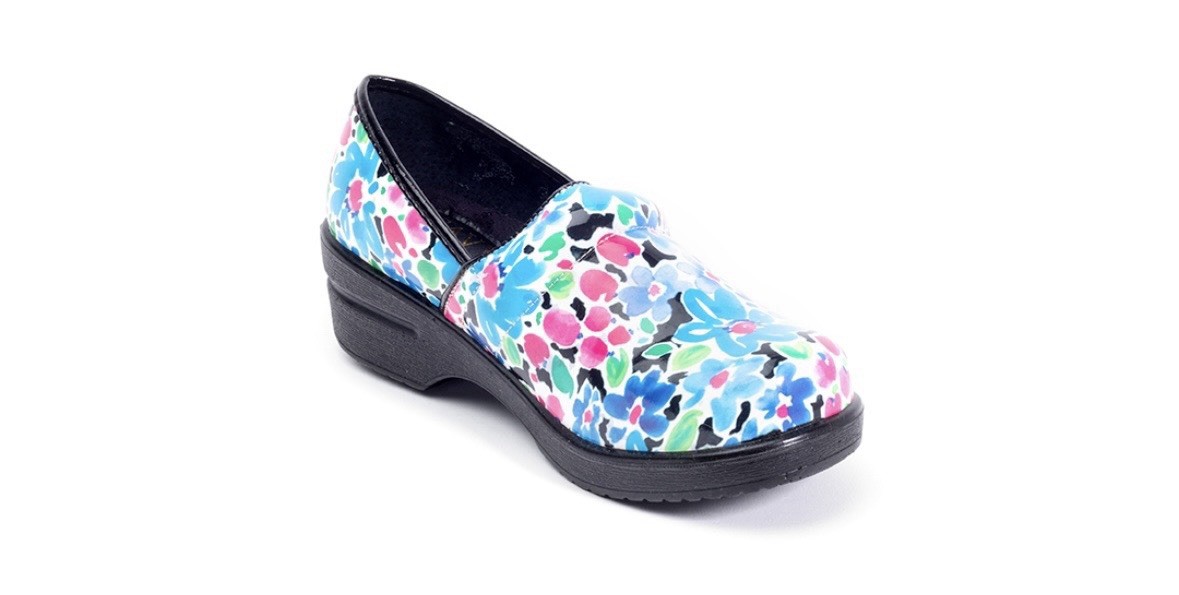Savvy Nursing Shoe-PETALS