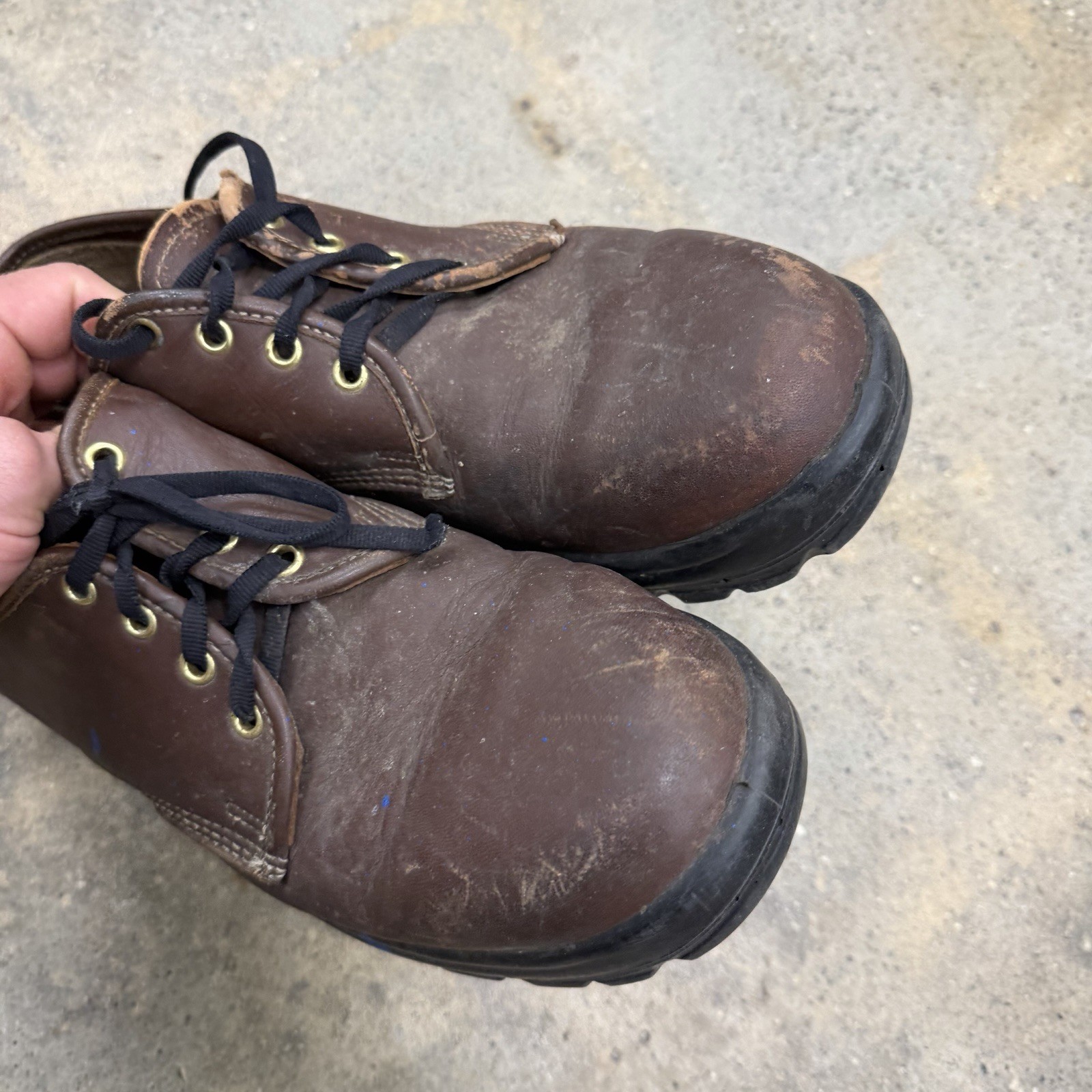 Thorogood Oxford Work Shoes Womens 10 EE Wide Brown Leather Uniform *DISTRESSED*