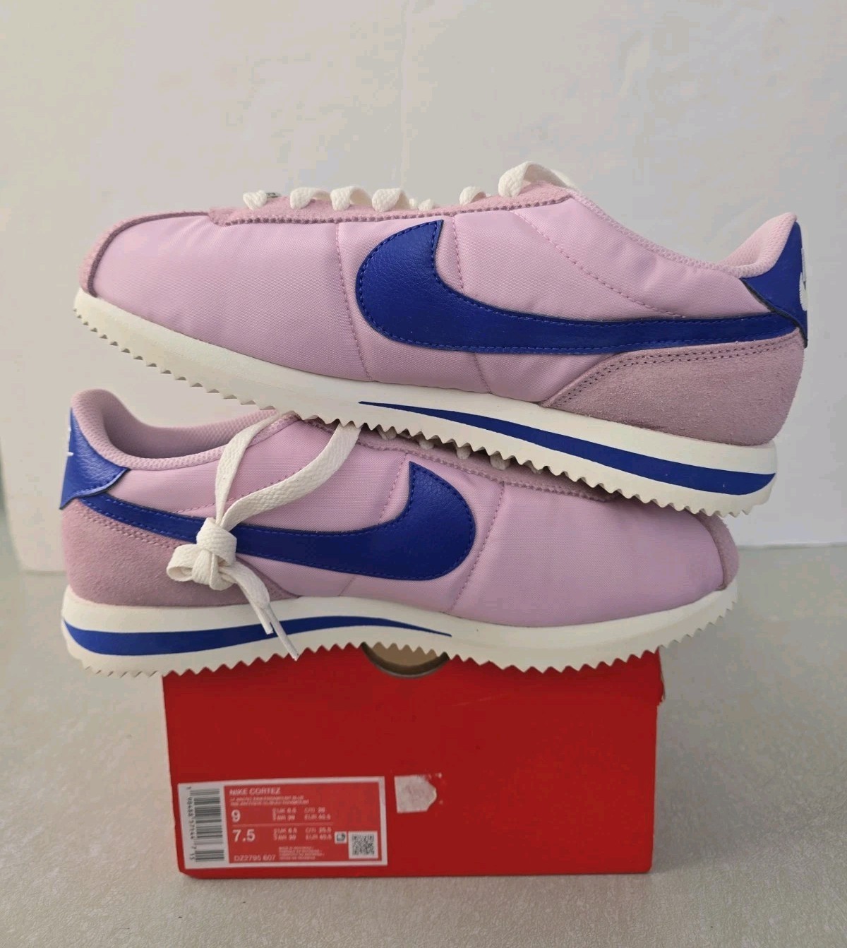 Nike Cortez Textile Women’s Shoes Size 9(Light Arctic Pink/Sail/Paramount Blue)