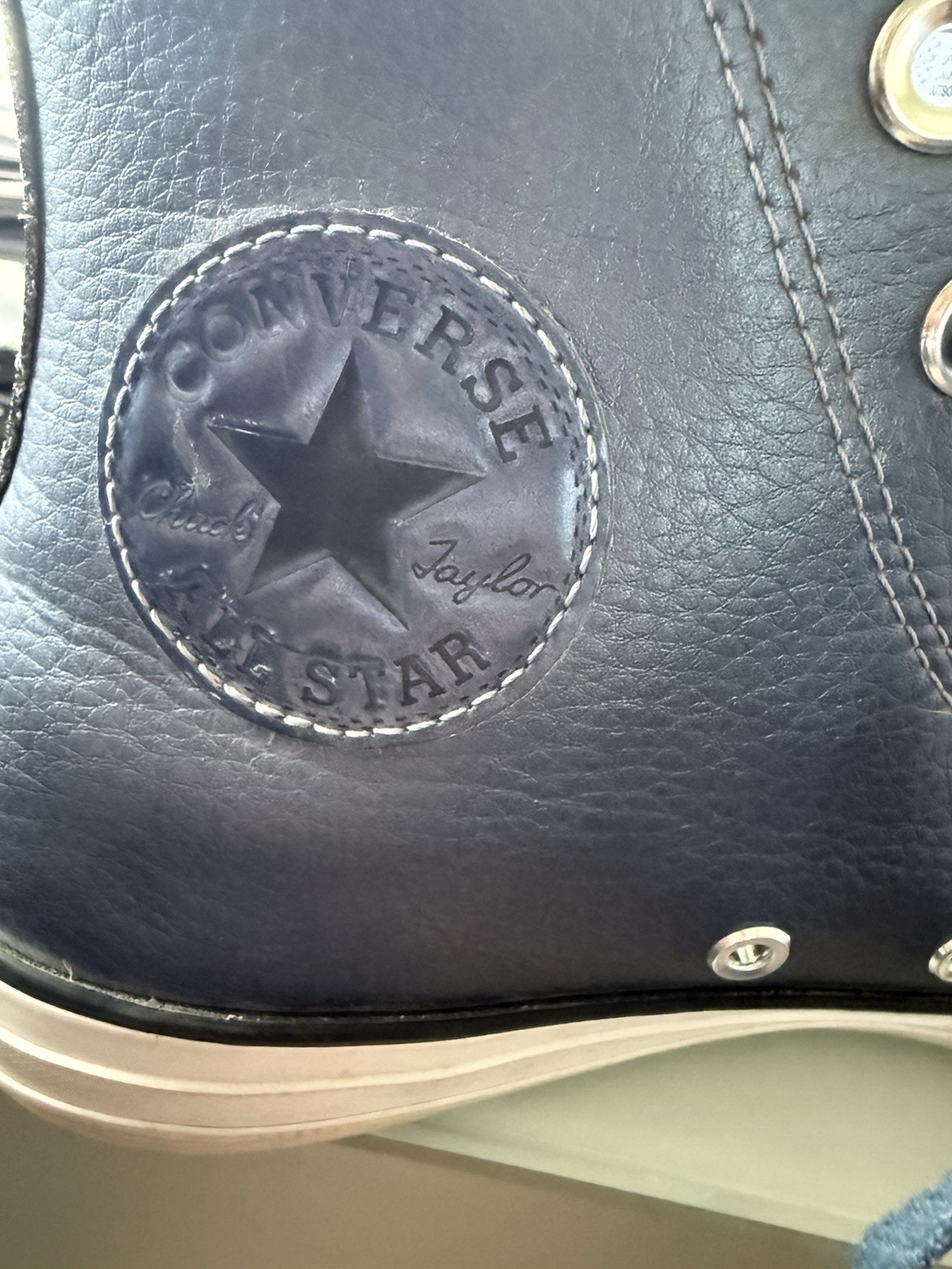Converse Chuck Taylor All Star Unisex High Top Women’s 8.5 Navy Metallic Leather
