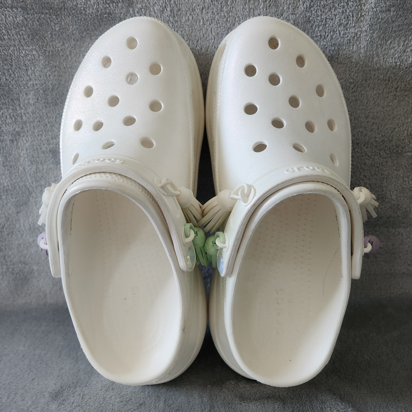 CROCS Classic Bae Festival Womens Iridescent White Tassel Platform Shoes Size 10