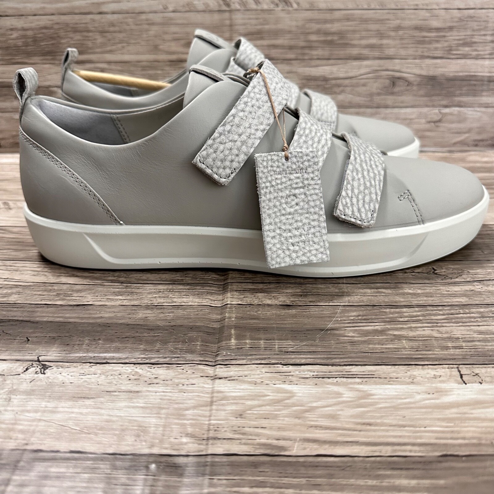ECCO Soft 8 Sneakers Womens 11 Mens 9 Concrete Dove Leather Strap Comfort Shoes