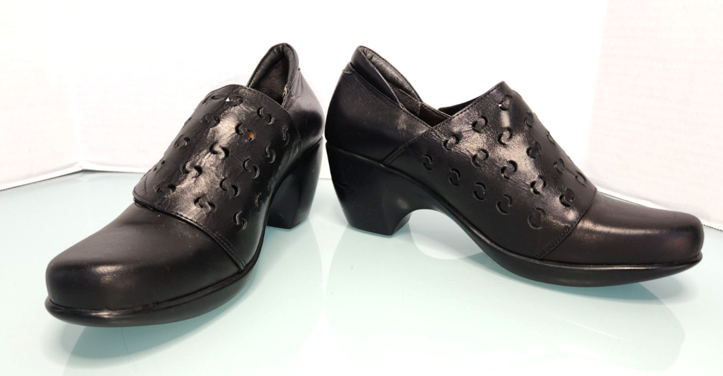 Naot Precious laser cut women’s comfort heel casual shoes black leather Sz 8