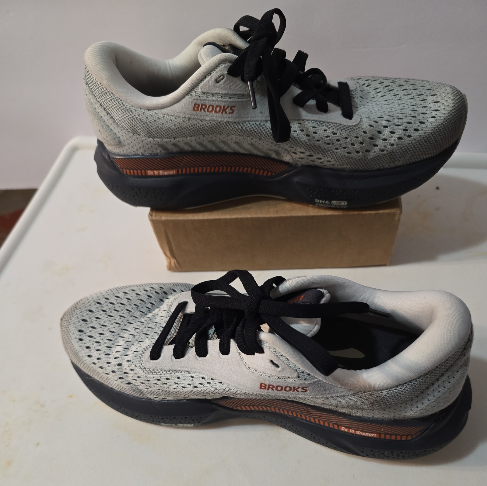 Brooks Shoes Womens Adrenaline GTS 24 Size 7 Mercury Ebony Copper Running