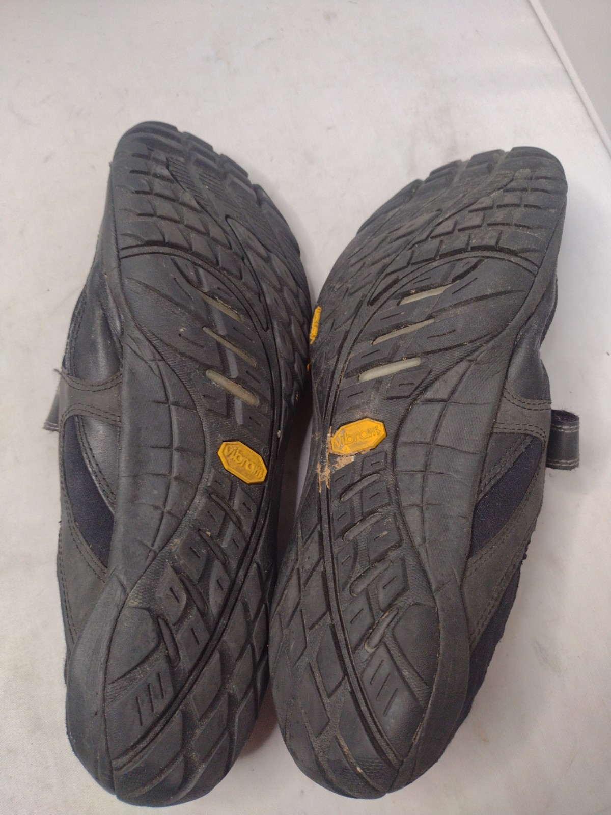 Merrell Pure Glove Black Mary Jane Women’s 8.5 Vibram Walking Trail Outdoor C