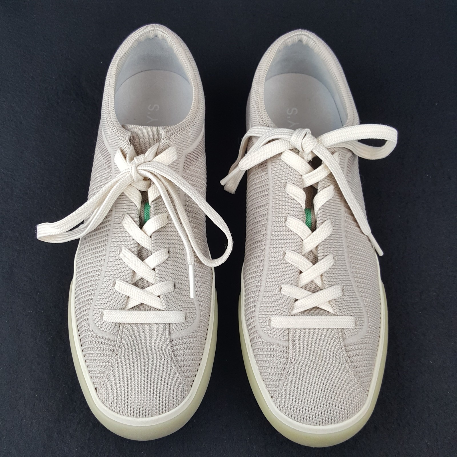 Rothys Womens The Lace Up Sneaker Size 9 in Blonde Cream and Beige