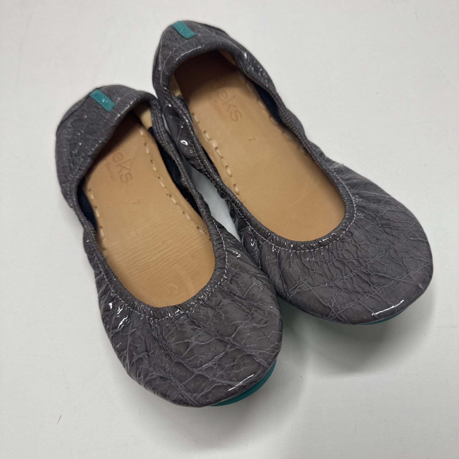 Tieks Ballet Flat Shoes Womens 7 Slate Grey Croc Patent Leather with heel bag