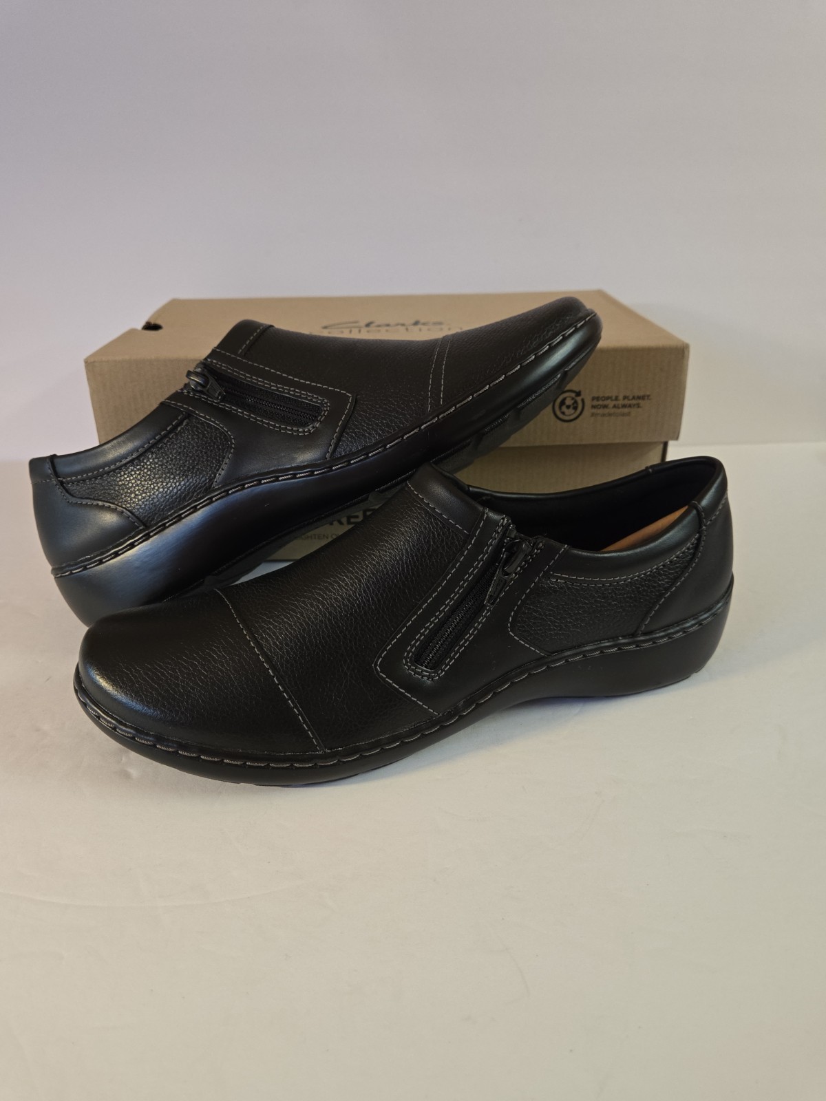 Clarks Womens Cora Giny Black Tumbled Leather 26155776 Size 10 Medium New w/ Box