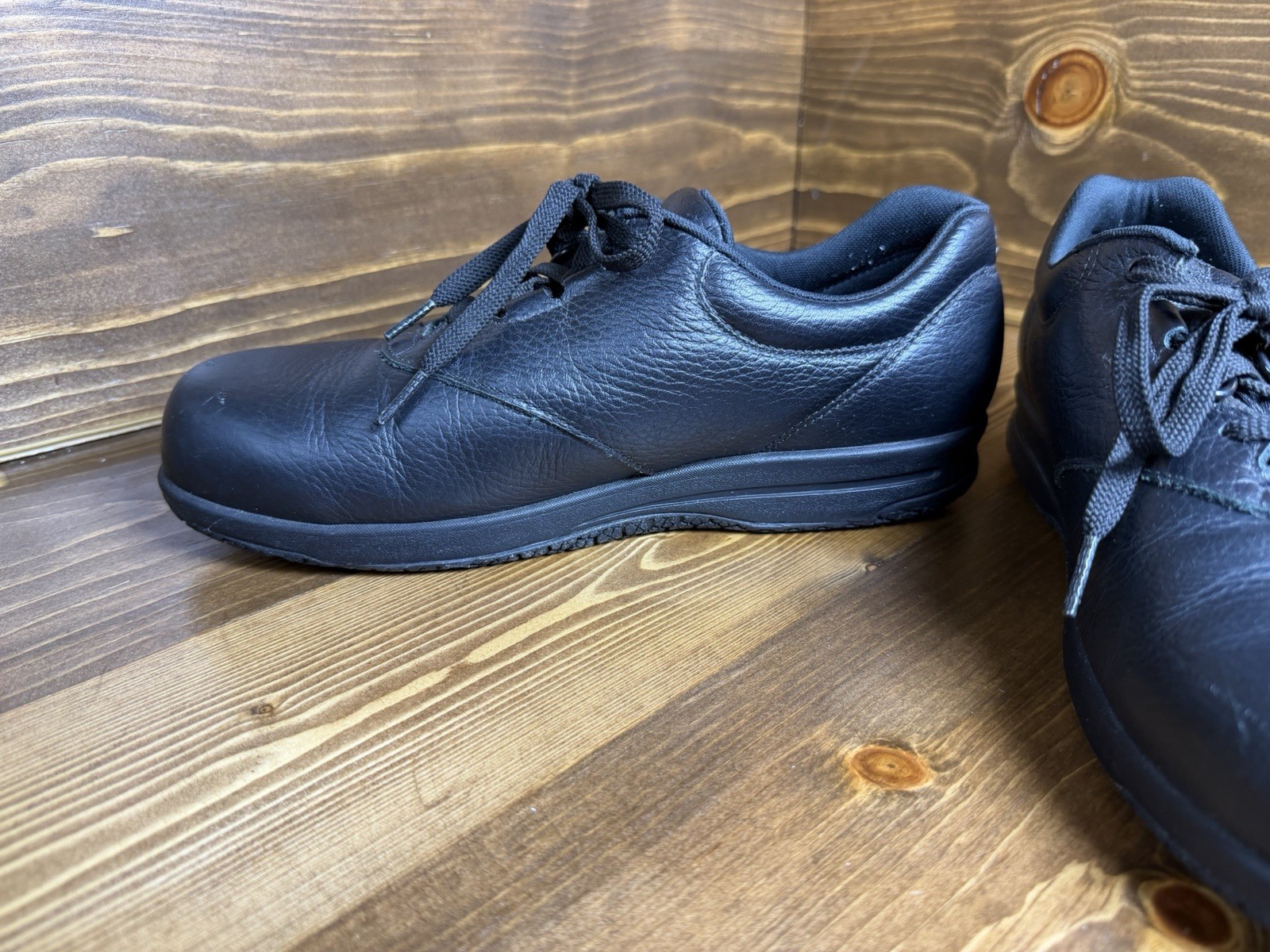 SAS LIBERTY NON SLIP LACE UP SHOES WOMEN’S BLACK LEATHER SIZE 9.5W 2160142
