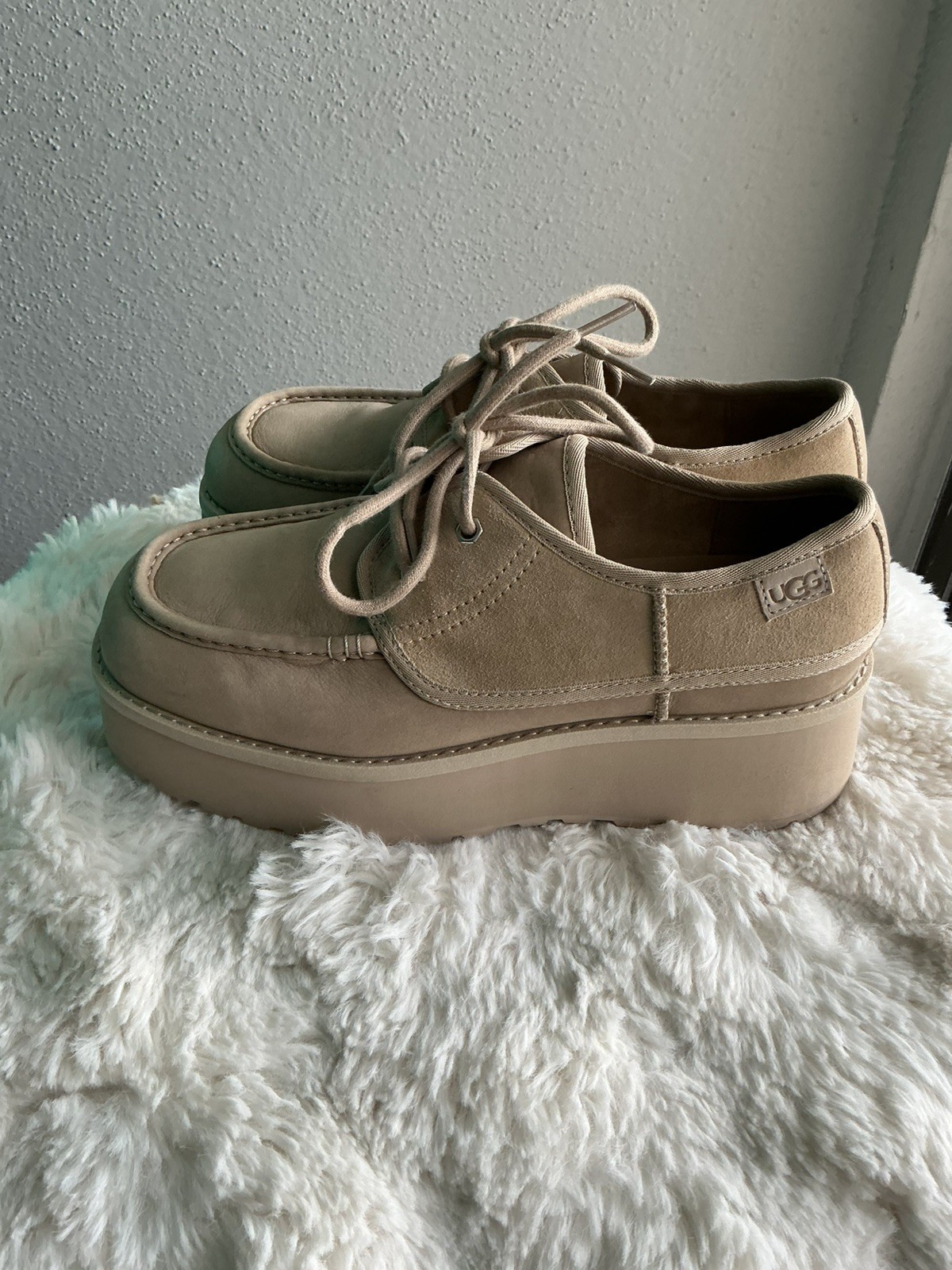 UGG MUSTARD SEED SUEDE CITYFUNC PLATFORM SHOES, WOMEN US 9