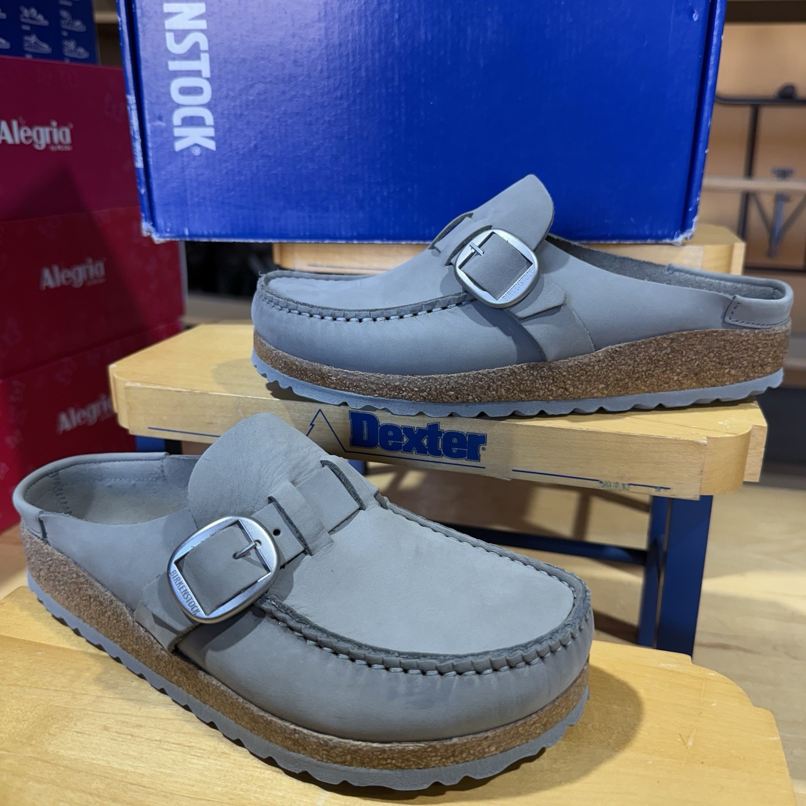 Birkenstock Buckley Dove Gray Closed-Toe Slip Ons Size 36 Narrow Fit