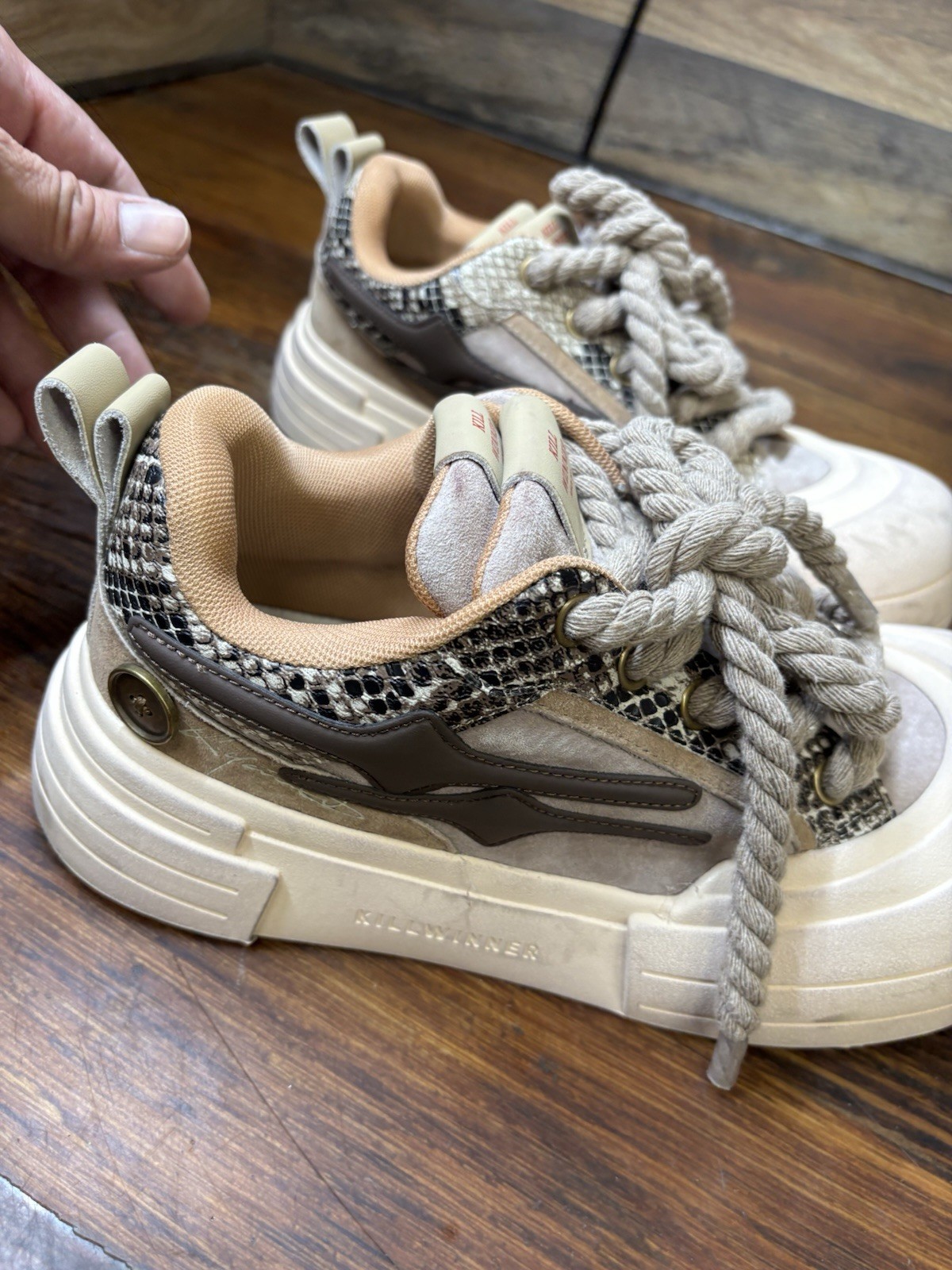 KillWinner Sneakers Womens 8.5 Smile Life Series Brown Skateboard Chunky Rope