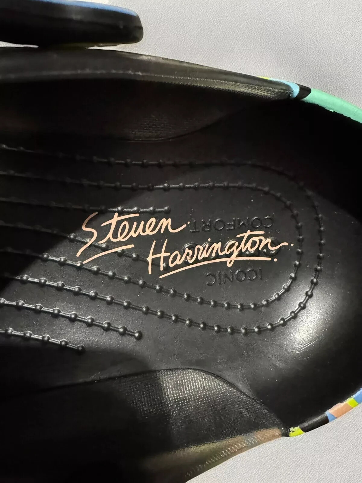 Steven Harrington Translucent Crocs Women’s Size 7