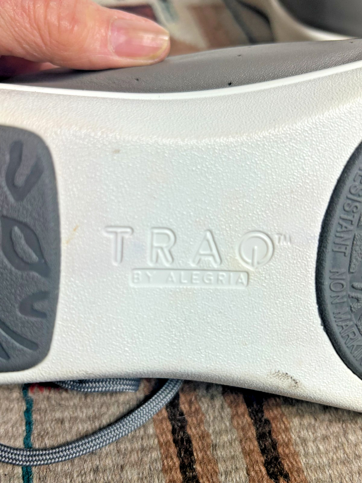 Women’s TRAQ “CILQ” By Alegria Slate Grey Leather Walking Shoe Sz. 41/10.5