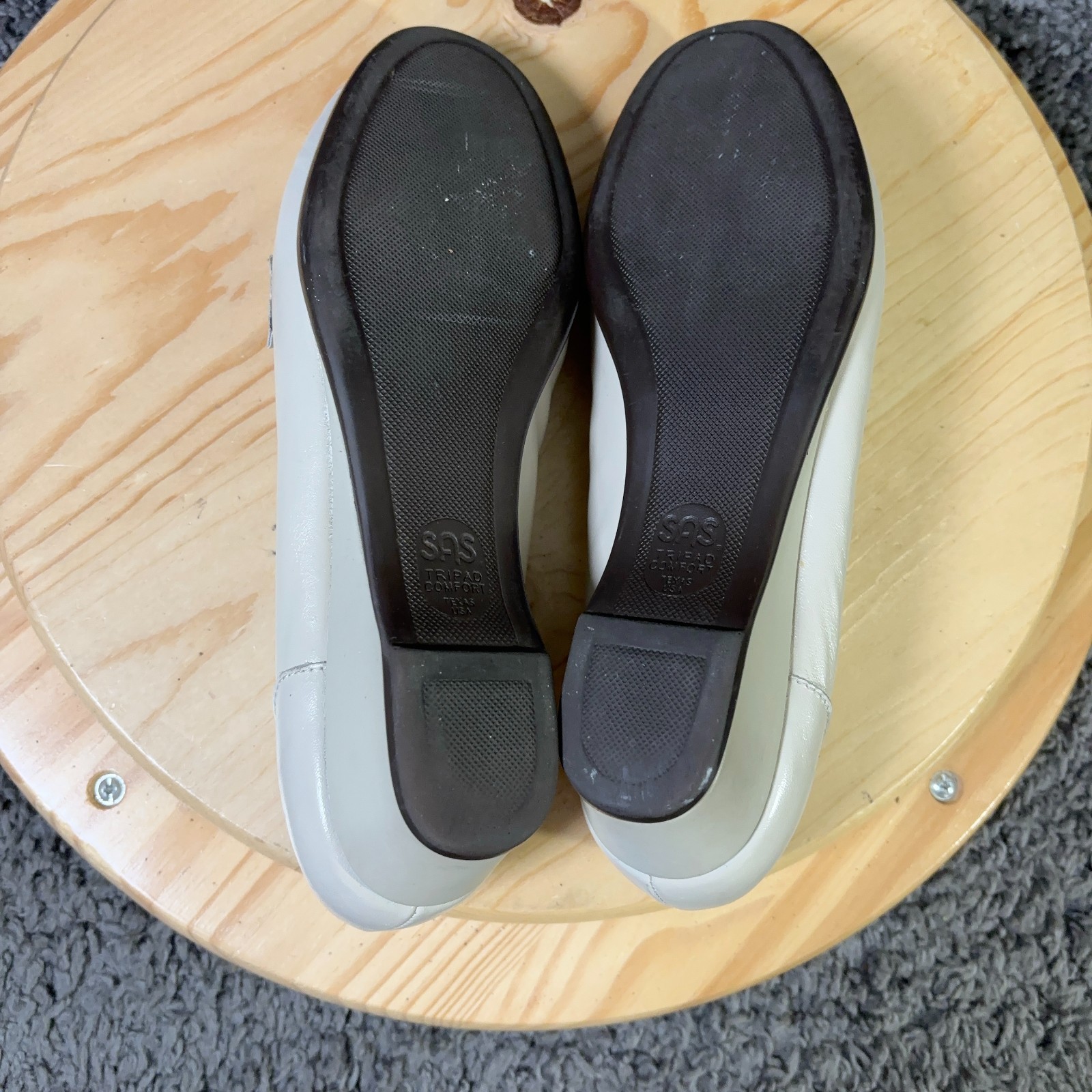 SAS Easier Loafers Womens Size 9 Leather Cream Tripad Comfort Shoe Made in USA