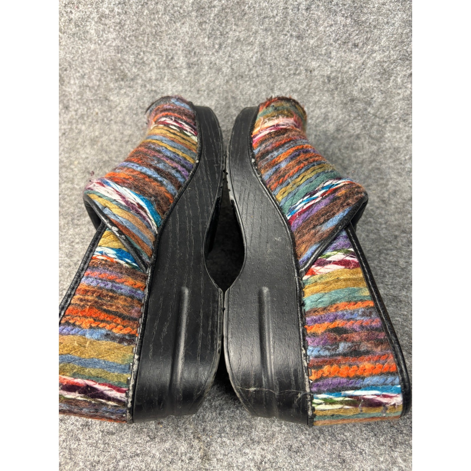 Dansko Professional Clogs Womens 39 Multi Color Yarn Striped Knit Comfort Shoes