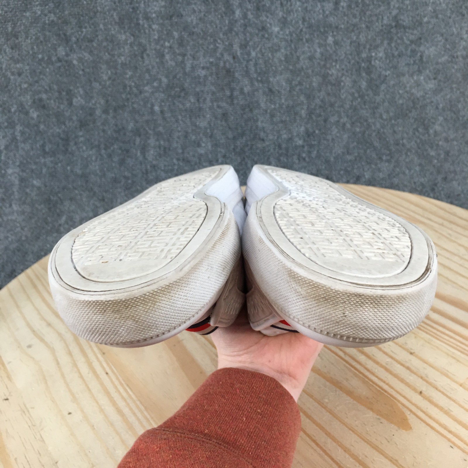 Tommy Hilfiger Shoes Womens 8 M Anni Casual Slip On Laceless Sneakers White