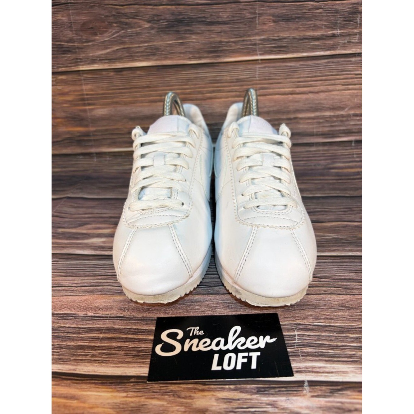 Nike Classic Cortez Triple White Leather Women’s Sneakers Size 8.5