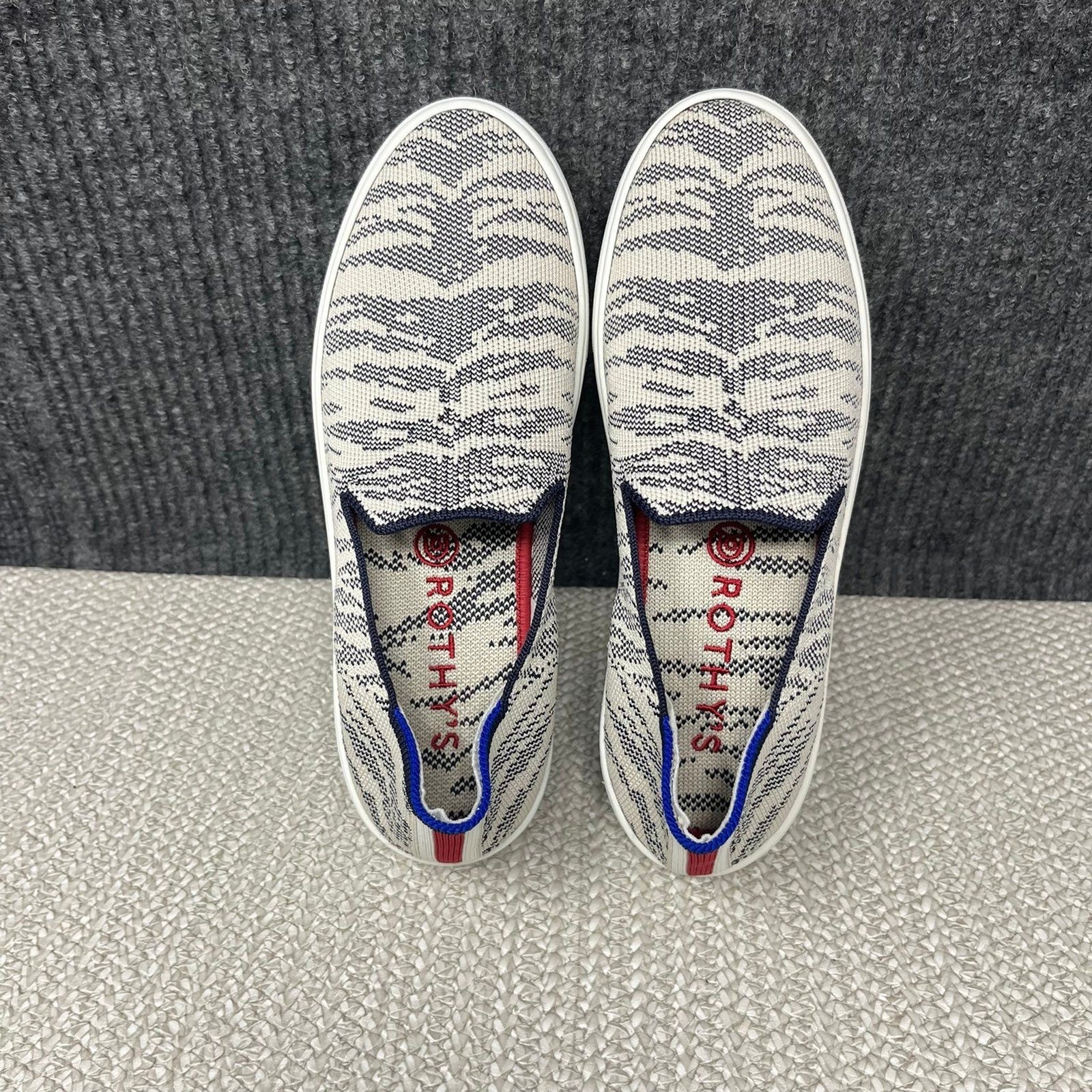 Rothy’s The Original City Slip On Sneaker Maritime Tiger White Grey Women’s 6.5