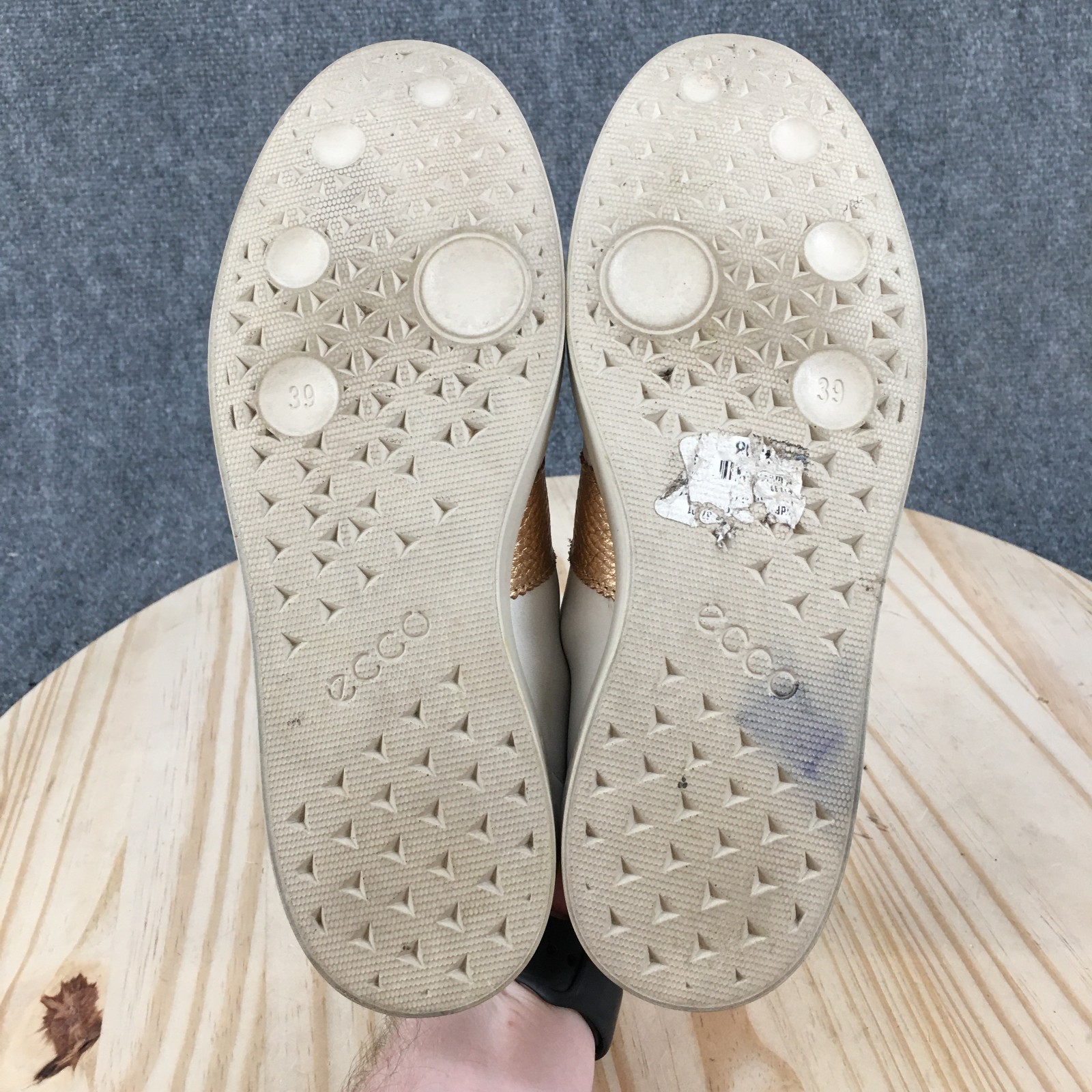 ECCO Street Lite Shoes Womens 8-8.5 Lace Up Retro Style Sneakers White Leather
