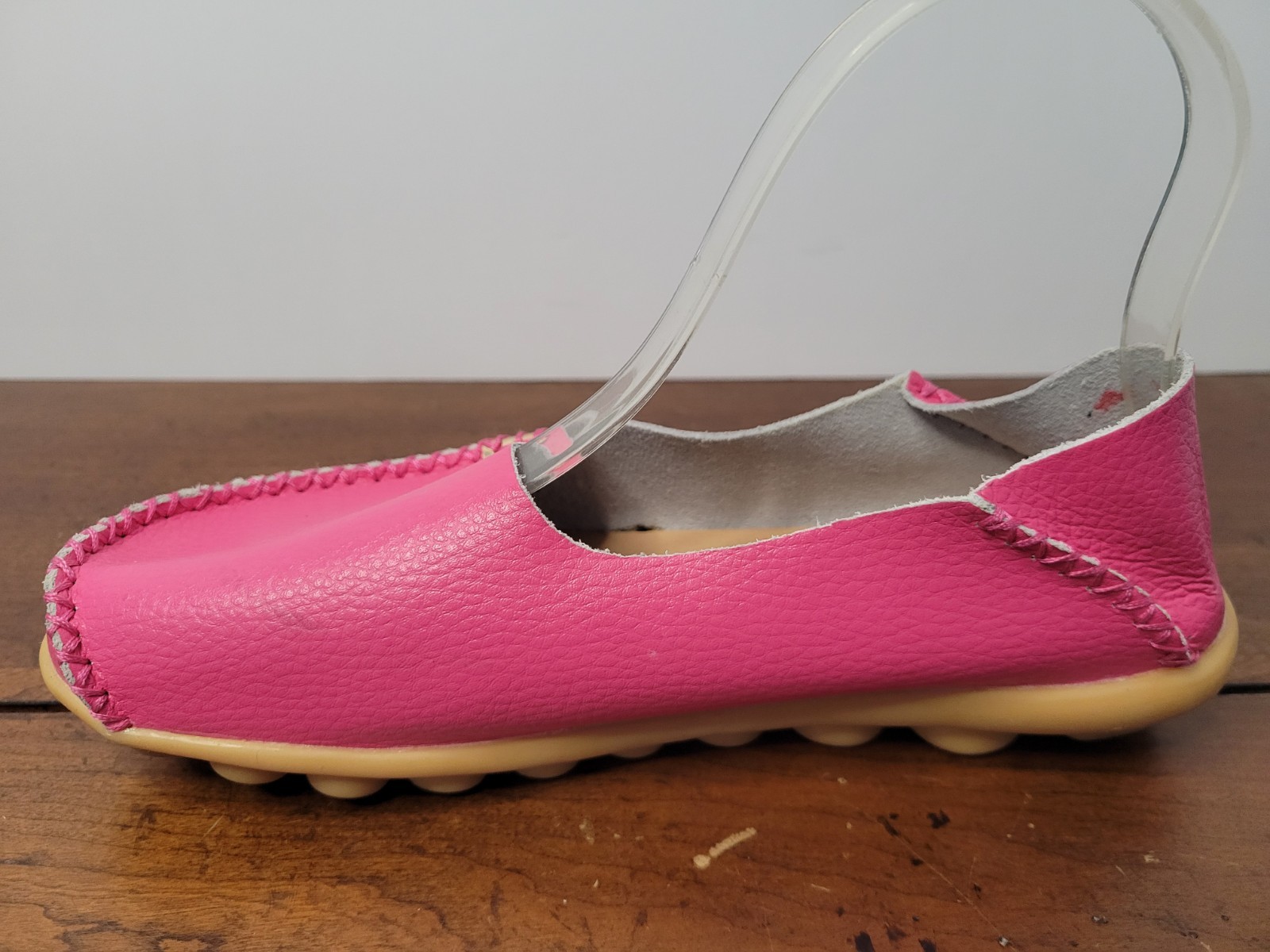 Venus Celia Pink Leather Comfort Womens Walking Driving Loafer Size 7.5 or 38