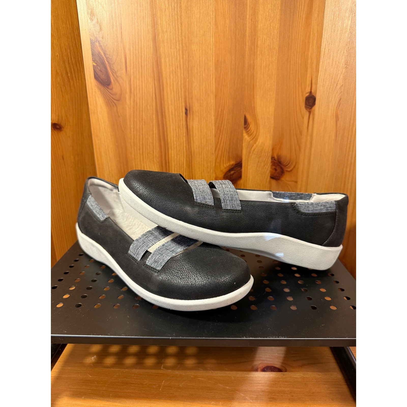 Clarks Cloudsteppers Black Slip On Comfort Shoes Womens 9.5 Wide W