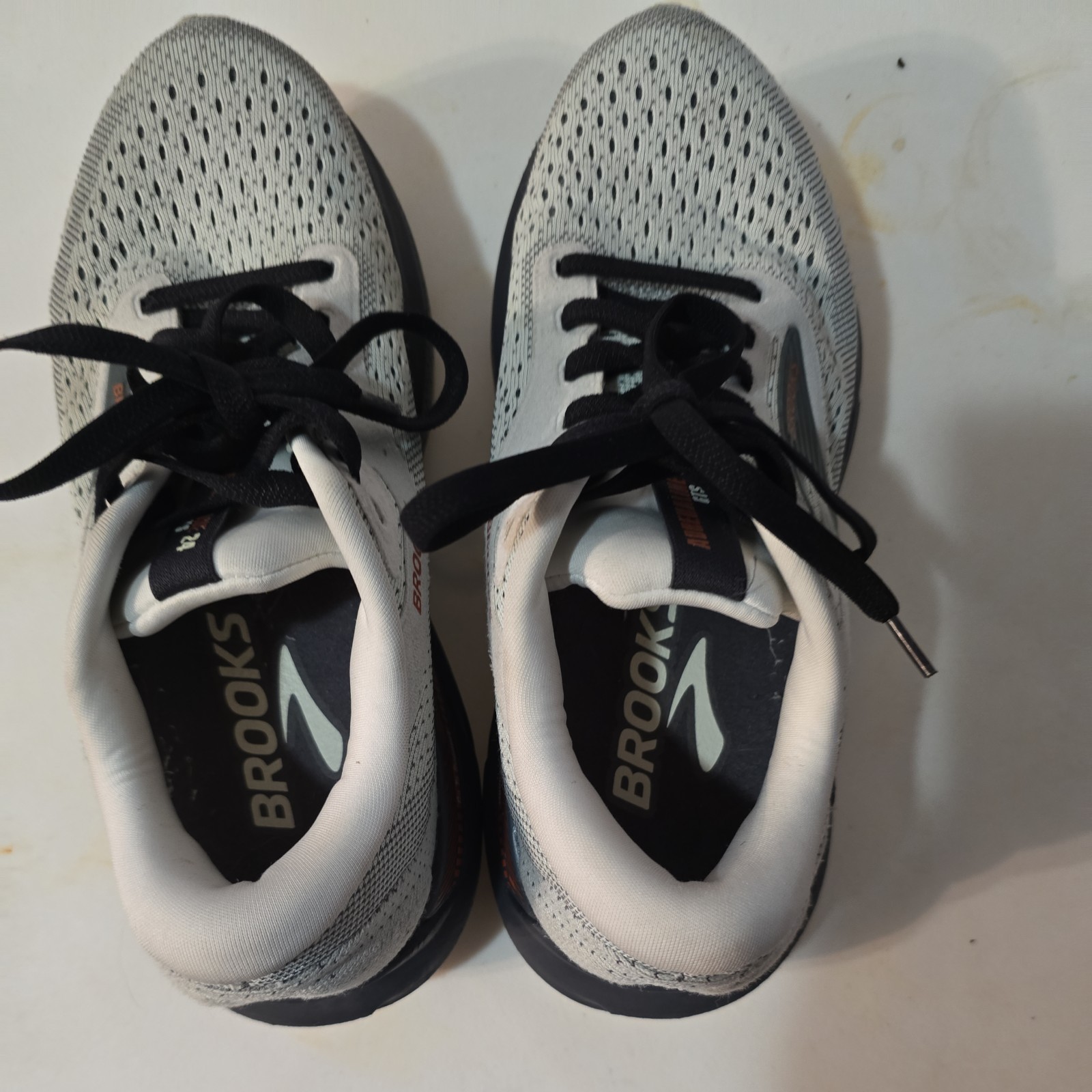 Brooks Shoes Womens Adrenaline GTS 24 Size 7 Mercury Ebony Copper Running