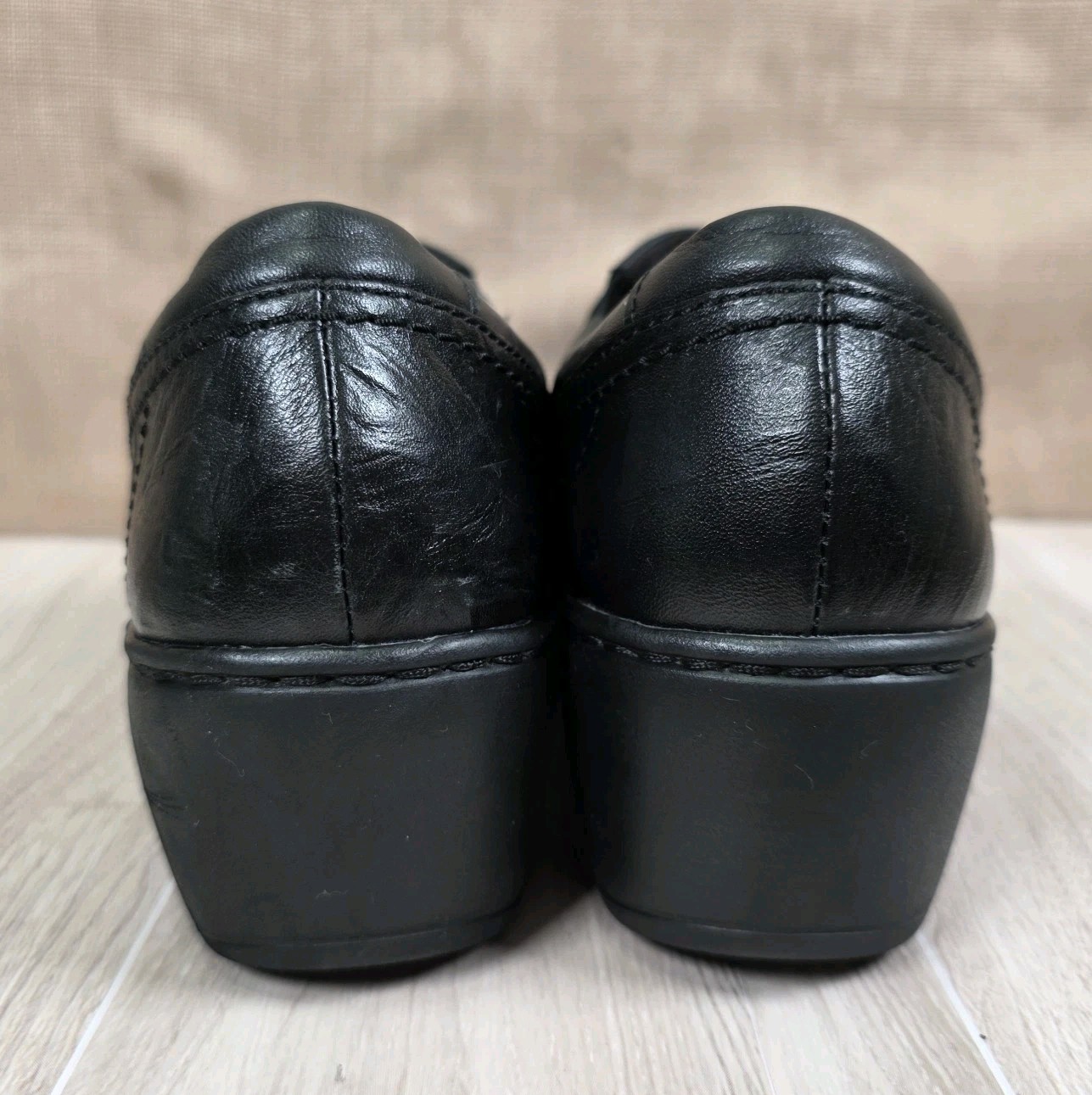 Clarks Collection Black Leather Wedge Loafers Button Accent Slip On Shoes Size 9