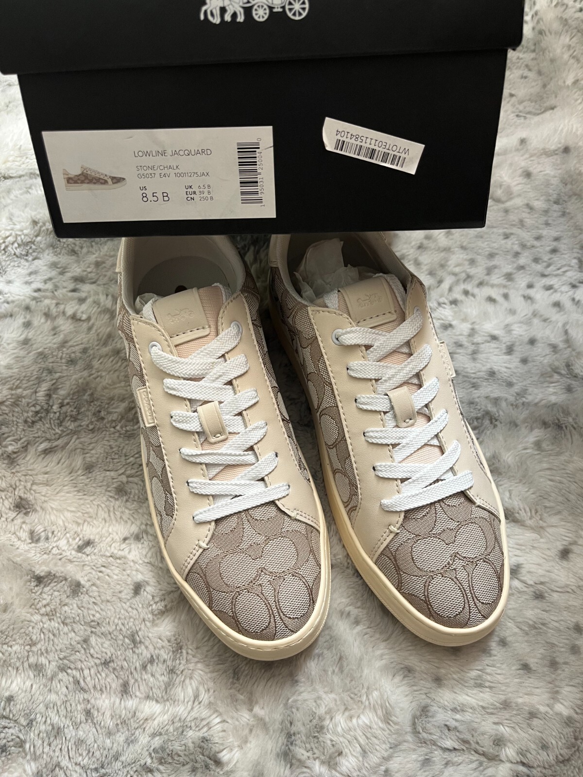 Coach Lowline Luxe Signature Jacquard Low Top Sneaker MSRP$155 CHIC & STYLISH
