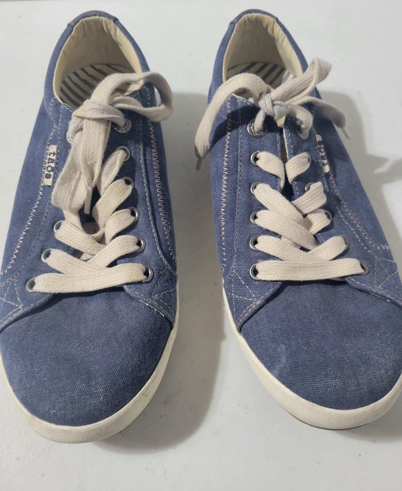 Taos Star Canvas Sneakers in Blue Wash Women’s Size 9.5