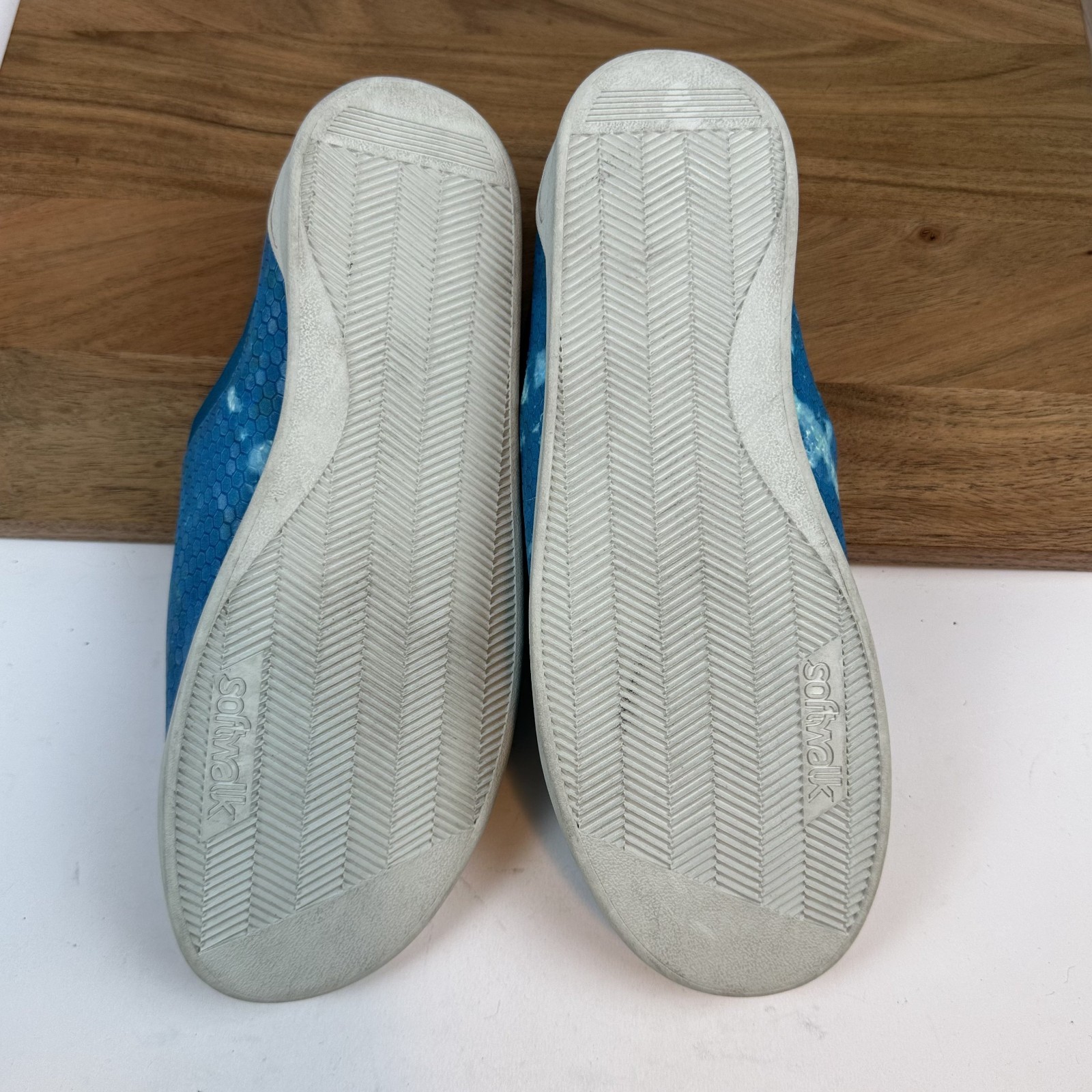 Womens Softwalk Maya Lifestyle Teal Spotted Leather Pull On Sneakers Size 9.5 M