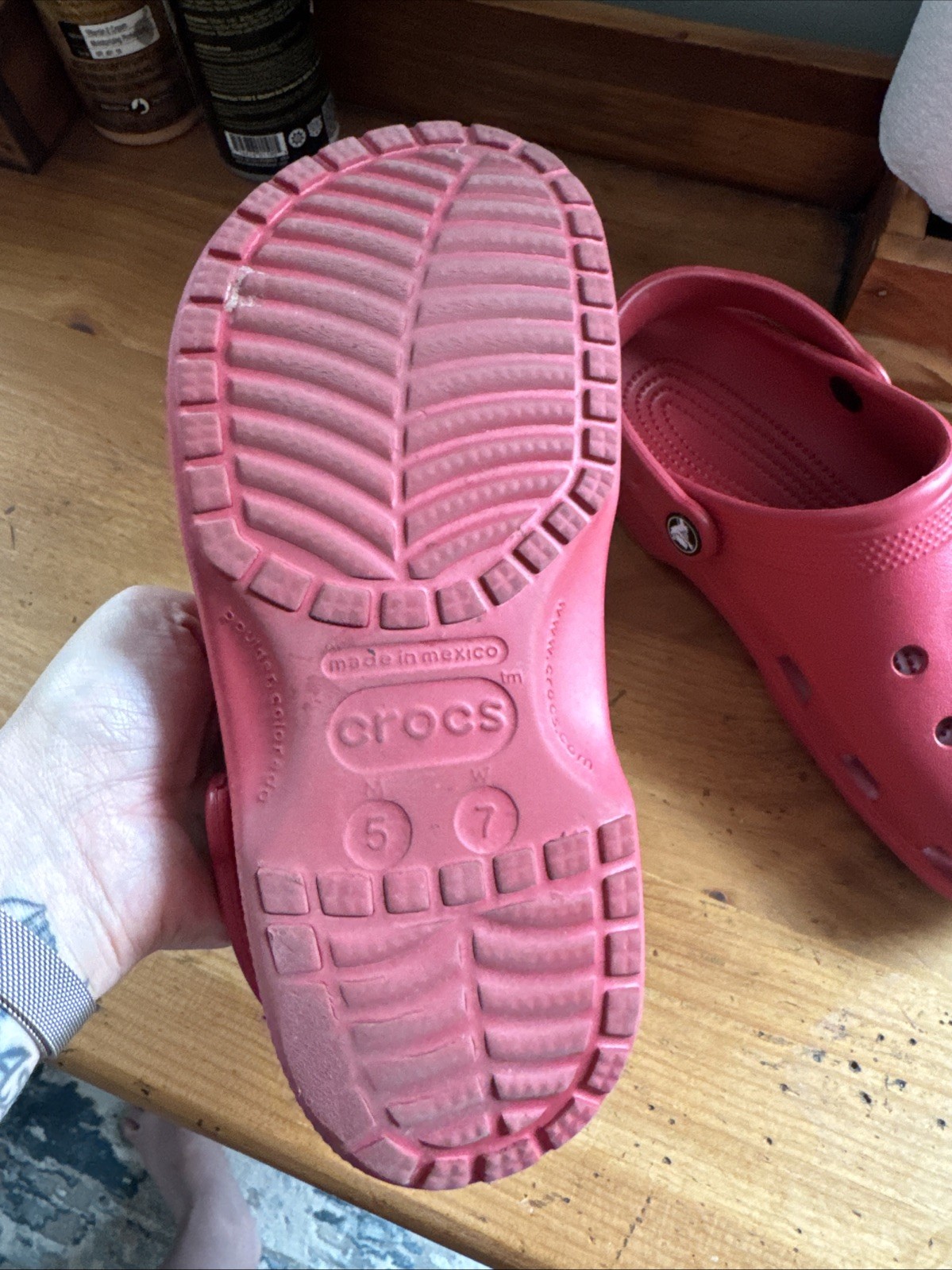 Red Crocs Size M5 W7 With Dr. Seuss Crocs Pins
