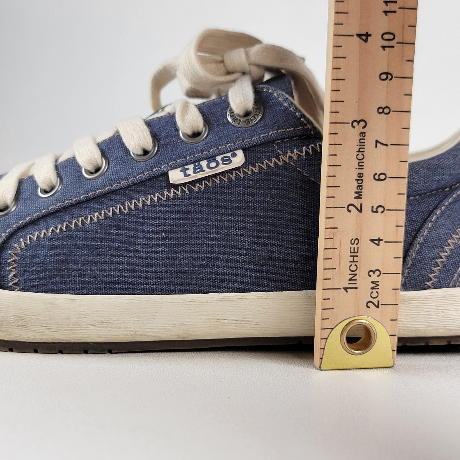 Taos Star Washed Blue Canvas Low Top Sneaker Flats Women’s US 8 W