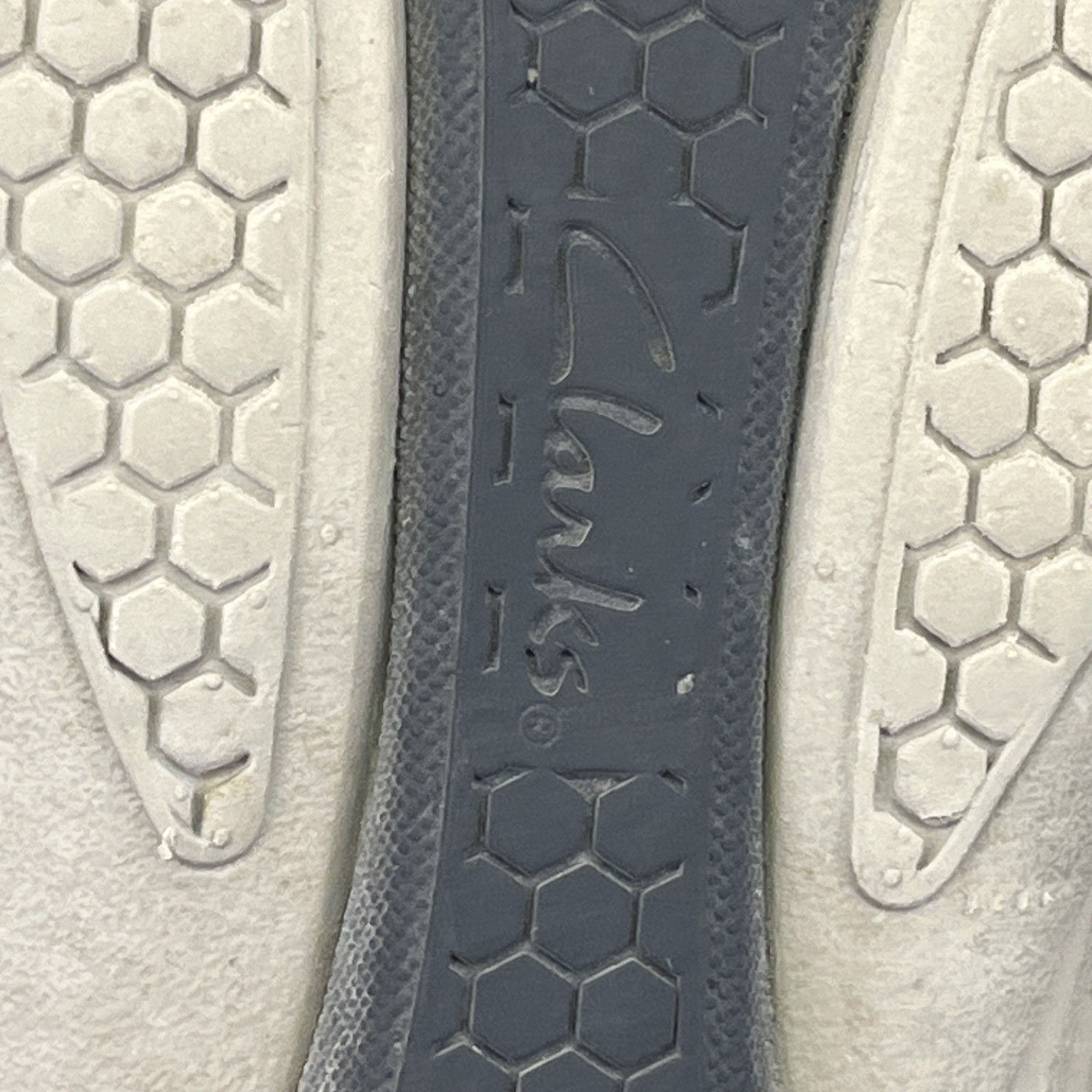 Clarks Wave Andes Women Size 5.5 M Desert Suede Nubuck Waterproof Walking Shoes