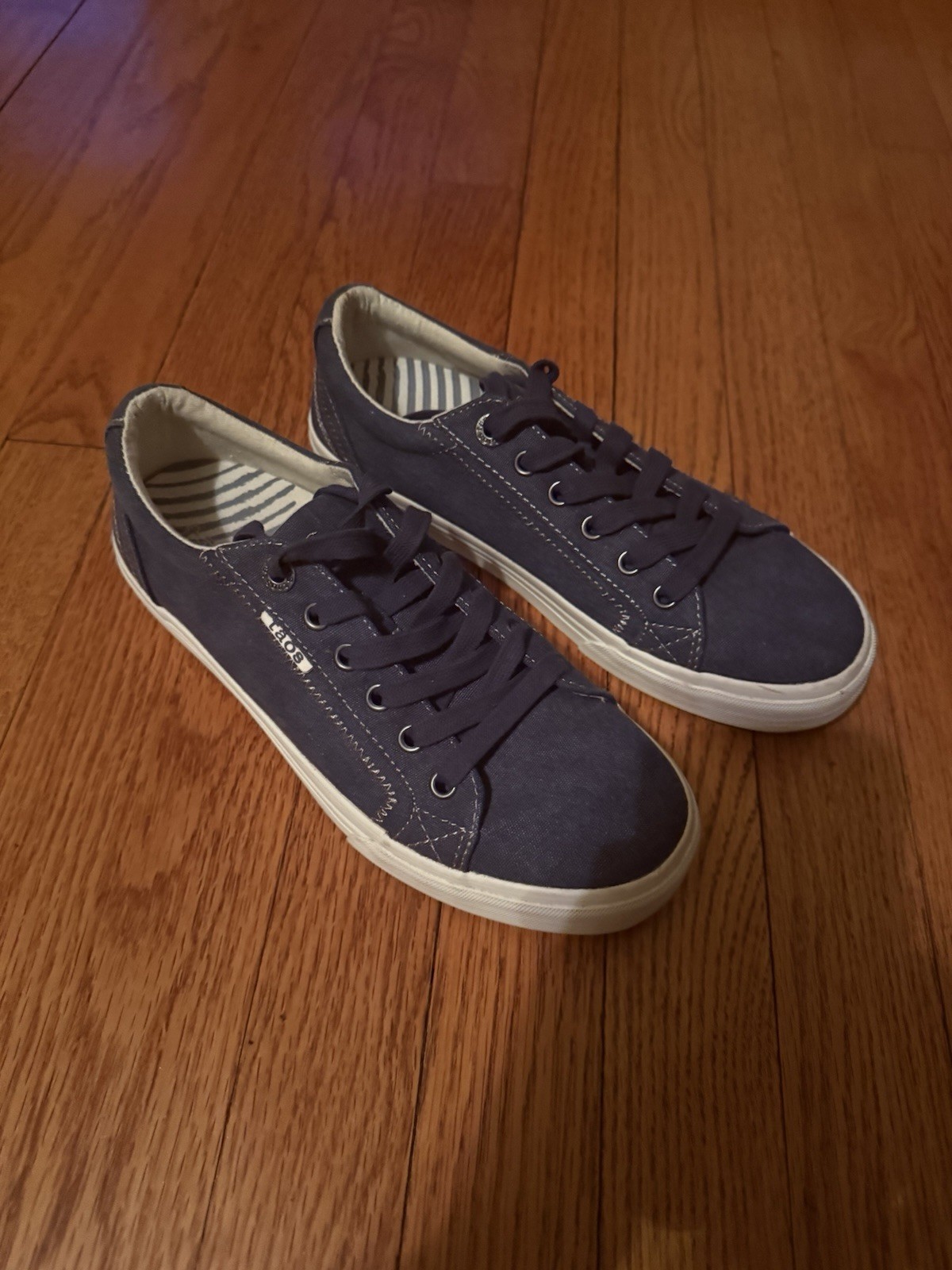 Taos Plim Soul Star Sneaker Navy Wash Canvas Low Top Lace Up Women Sz 8.5 W