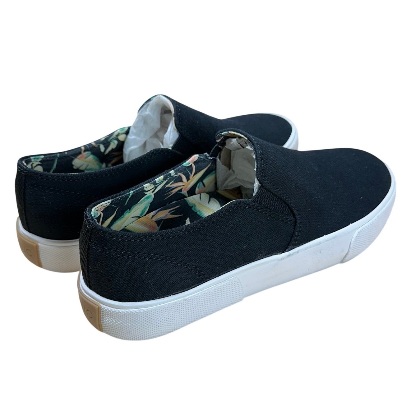 Vionic Groove Women’s Slip On Casual Canvas Comfort Show Black Women’s 5M NIB