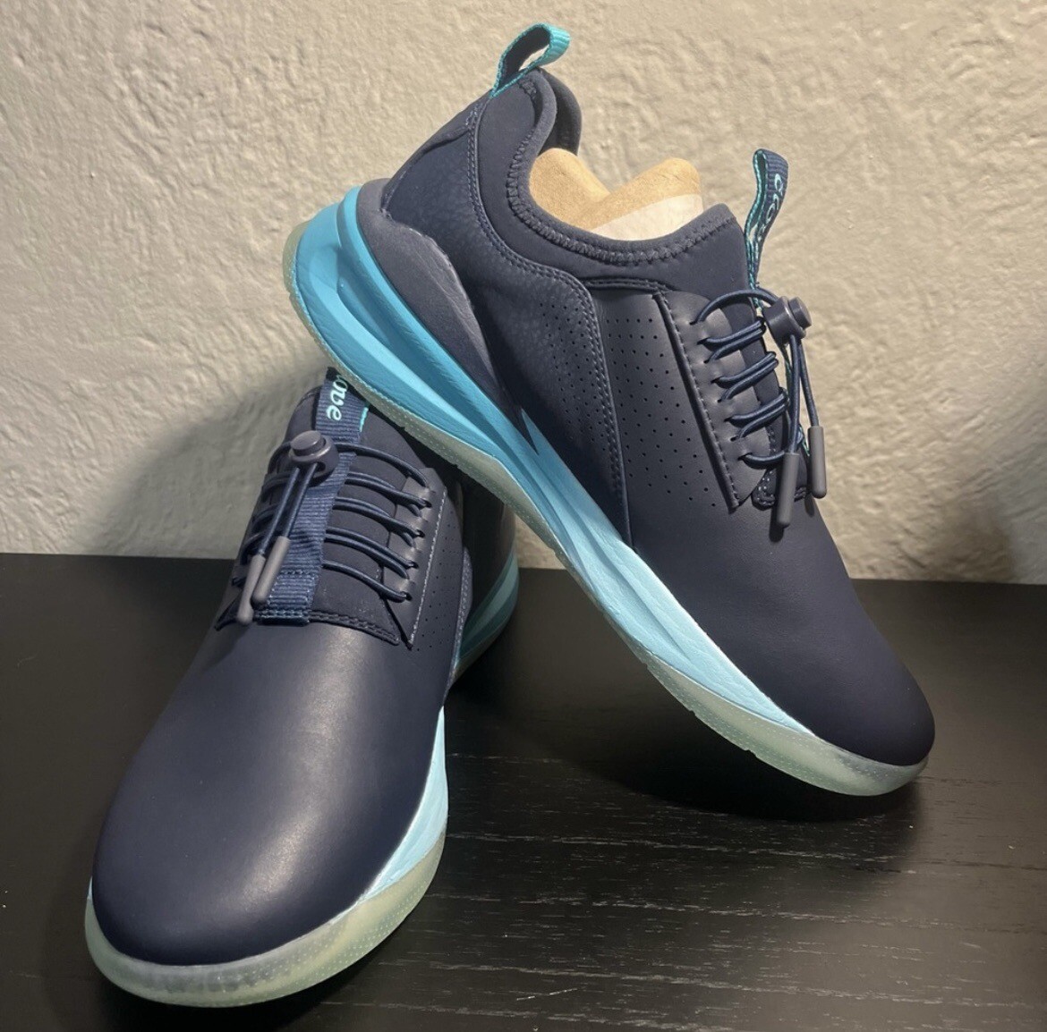 Clove Ombré Sole Unisex Nursing Shoes Women Size 9.5 Men Size 8