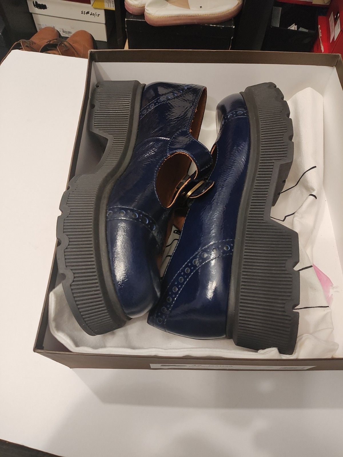 NIB Chie Mihara Qauja Sucre Navy 42
