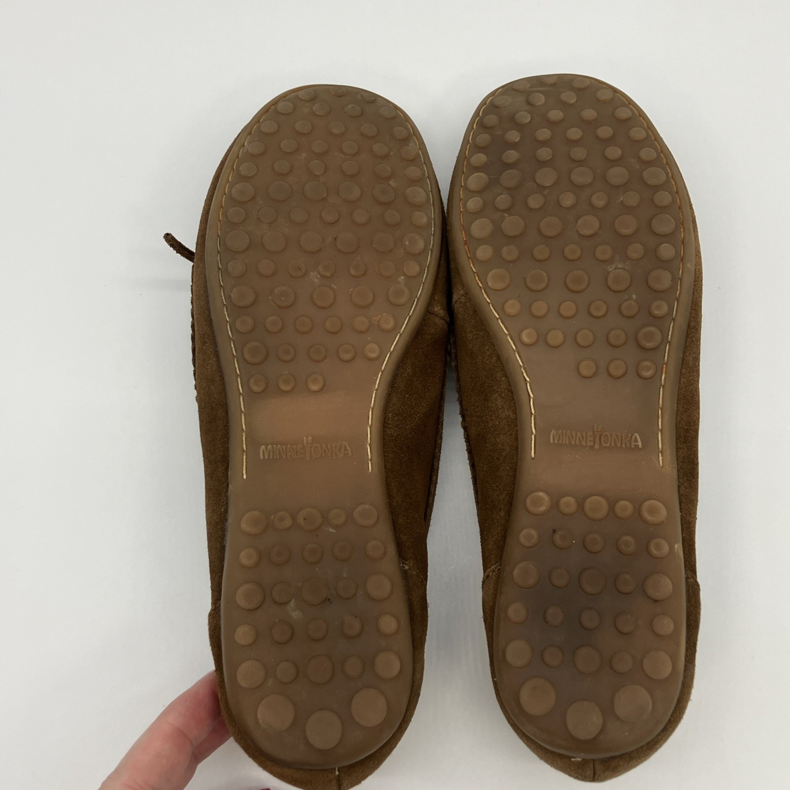 Minnetonka Moccasins Womens Flats Brown Suede 7 Shoes Boho Hippie Western