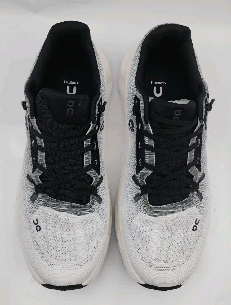 Cloudtecphase Women’s Size 7.5 Black/White Standard Cloudtilt Running Shoes