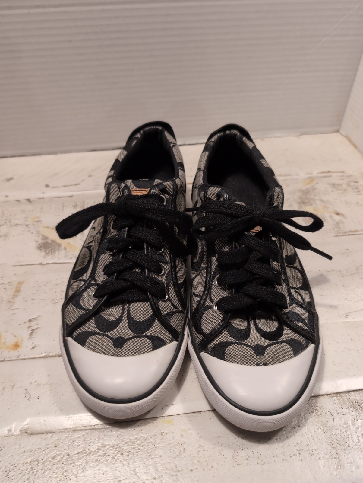 Coach Womens Barrett Black Signature Lace-Up Shoes Sneakers, Size 8B Preppy