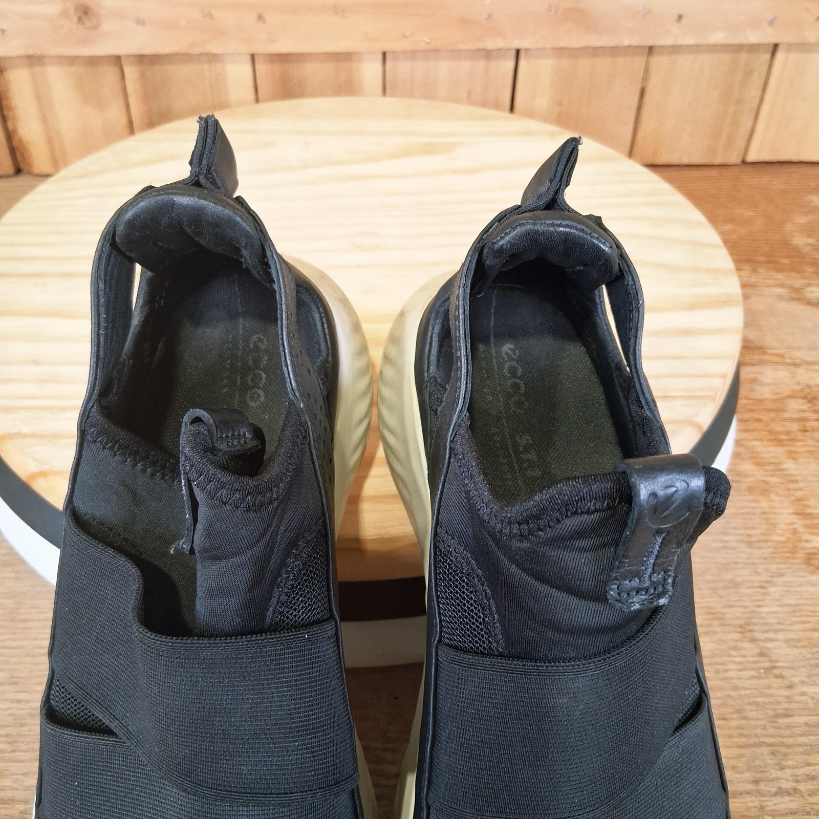 ECCO ST.1 Shoes Womens 8 Black Leather Slip On Strap Comfort Walking Sneakers