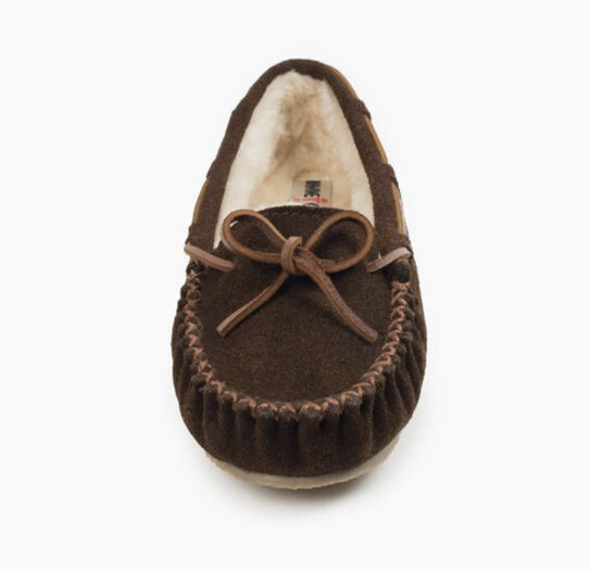Minnetonka Moccasin Loafers Ws 6 Brown Suede Pile Lined Rawhide Boat Lacing 4012
