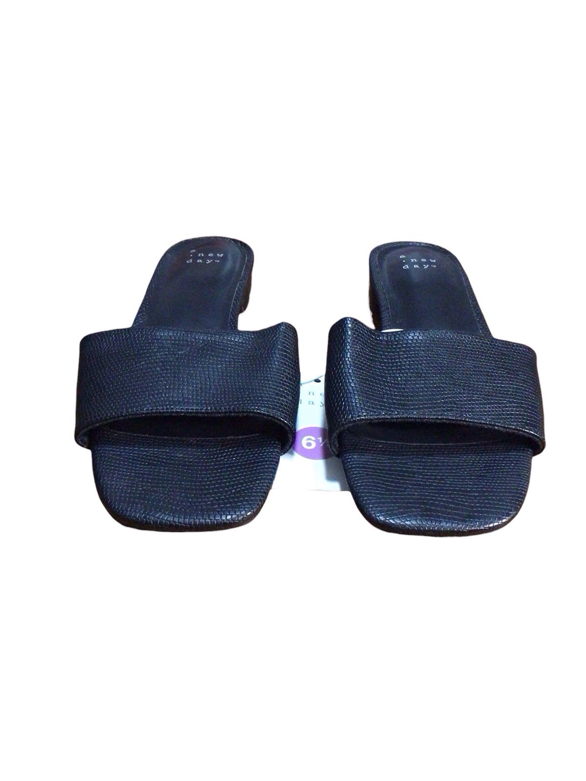 A New Day Women’s Summer Slide Alligator Textured Sandals Black Shoes Size 6.5