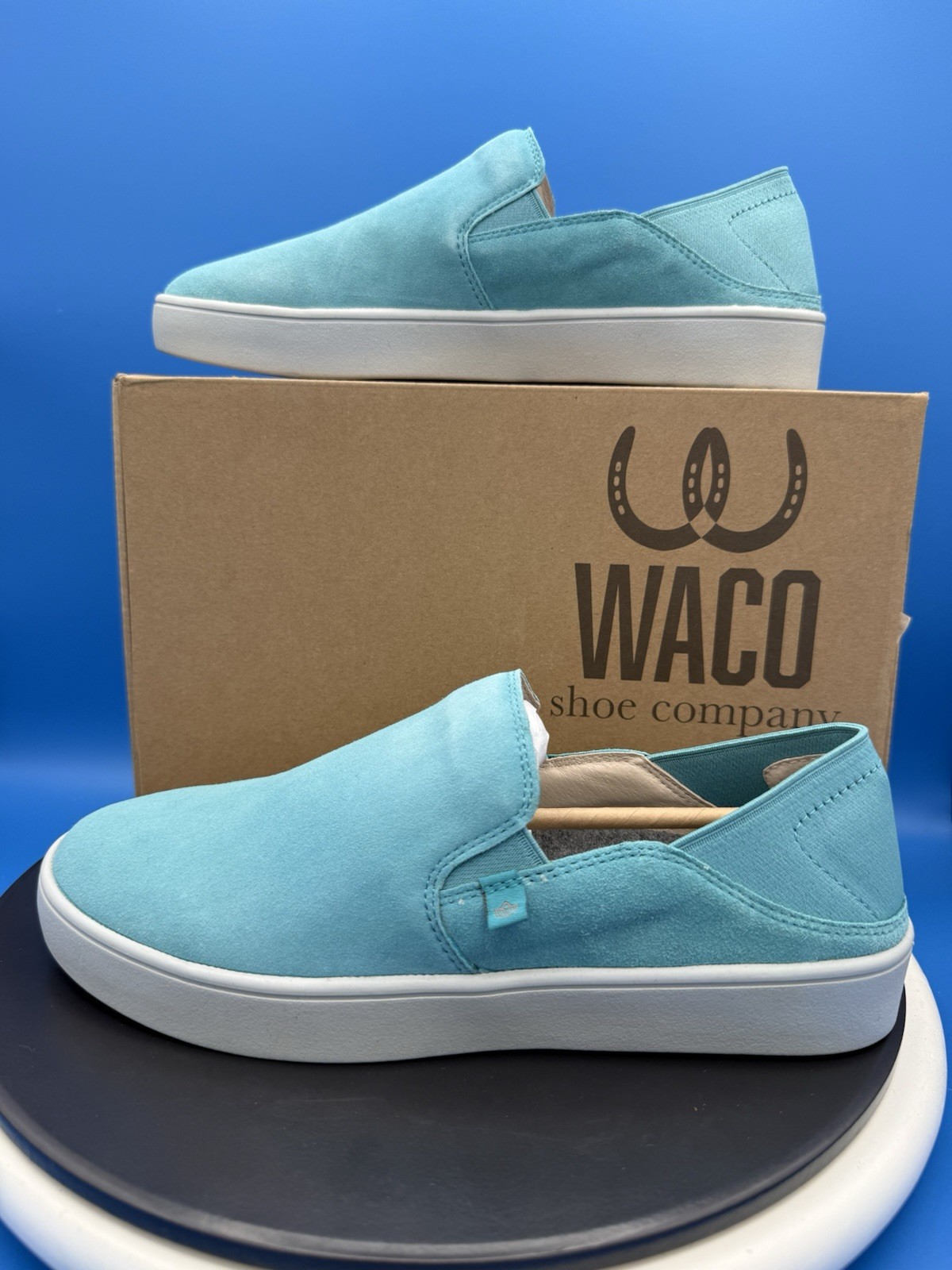 Spenco Saylor Womens Size 9.5D Aqua Sea Blue Slip On Leather Sneakers Shoes NEW
