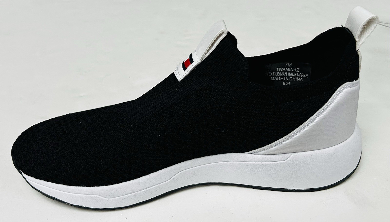 Tommy Hilfiger AMINAZ Black Mesh Slip-on Sneakers~Women’s 6M~NEW/NWT~SO NICE!
