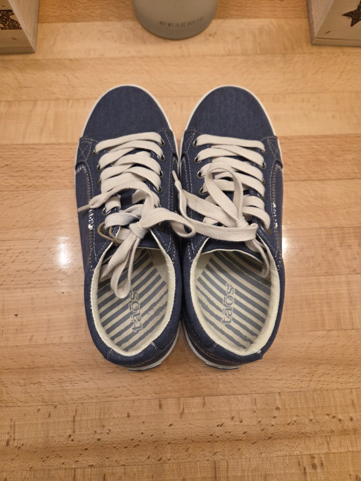 Taos Footwear Women’s Star Sneakers Washed Blue Canvas Size 7